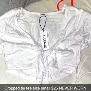 GARAGE cropped tie white tee size small